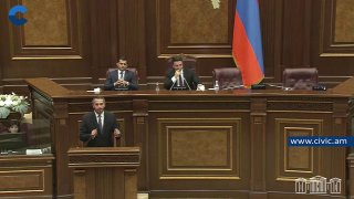 Заседание парламента Армении 8-го созыва, вице-спикер Рубен Рубинян благодарит коллег