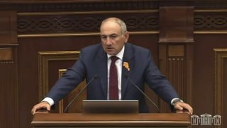 Никол Пашинян выступает с заявлением о выборах в Тавушской области