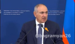 Премьер-министр Армении Никол Пашинян отвечает на вопросы журналистов