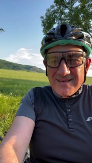 Никол Пашинян на участке строительства стадиона в Иджеване, Тавушская область
