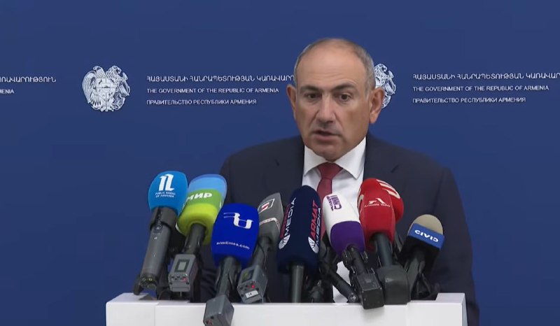 Премьер-министр Никол Пашинян на брифинге после заседания правительства в Тавушской области