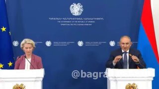 Никол Пашинян отвечает на вопросы журналистов в Тавушской области