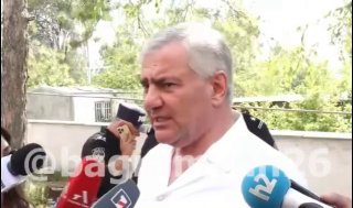 Кандидат на выборах в Тавушской области во время интервью