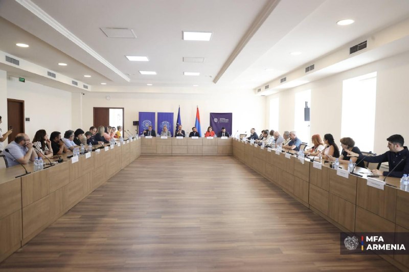 Круглый стол по запуску EUPM Armenia в Ереване 13 июля с участием замглавы МИД Армении Ваана Костаняна и представителей ЕС