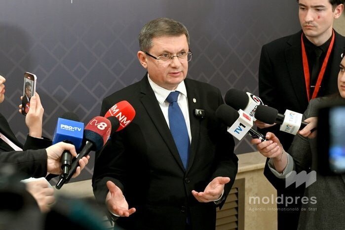 Игорь Гросу, спикер парламента Молдовы, на фоне карты региона, Копанка, Тавуш