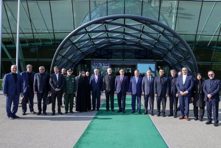 Спикер парламента Ирана Мохаммад-Багер Галибаф прибыл в Баку на сессию ОИС