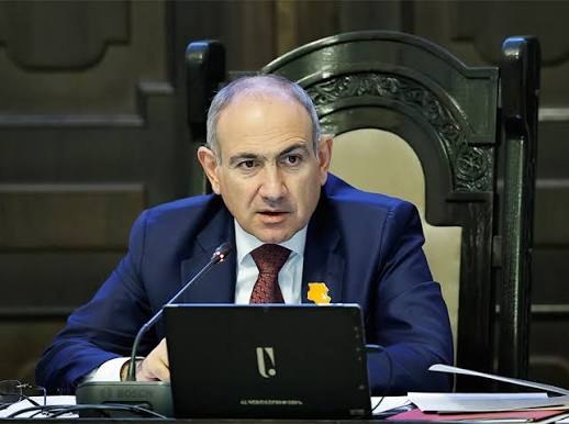 Никол Пашинян выступает с заявлением о выборах в Тавушской области