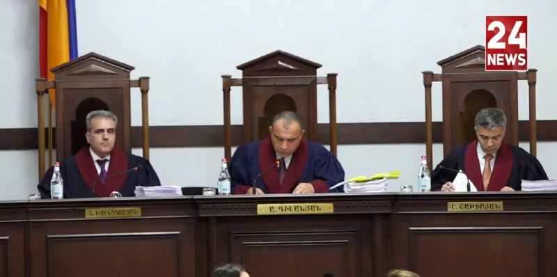 Здание Конституционного суда Армении в Ереване, рассмотрение жалоб на выборы