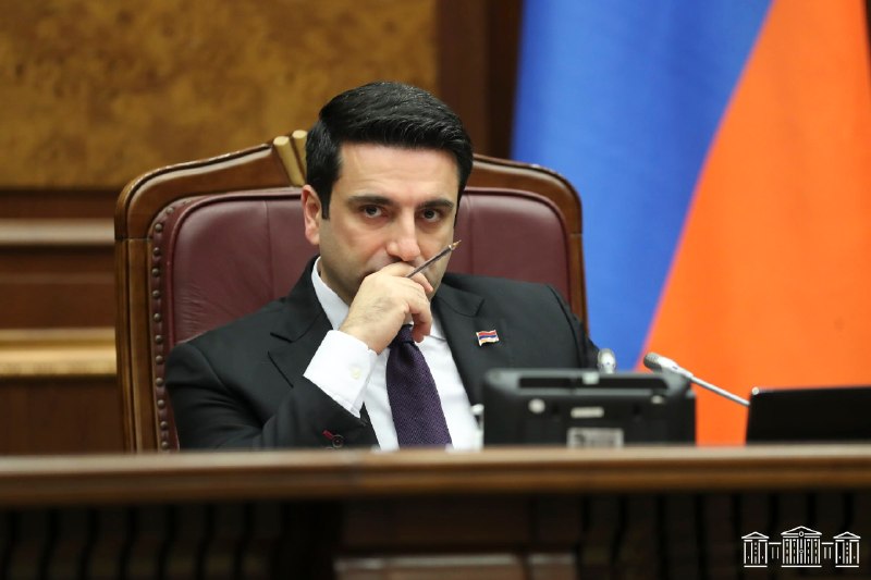 Ален Симонян выступает с заявлением о партиях-нарушителях на выборах в Тавушской области